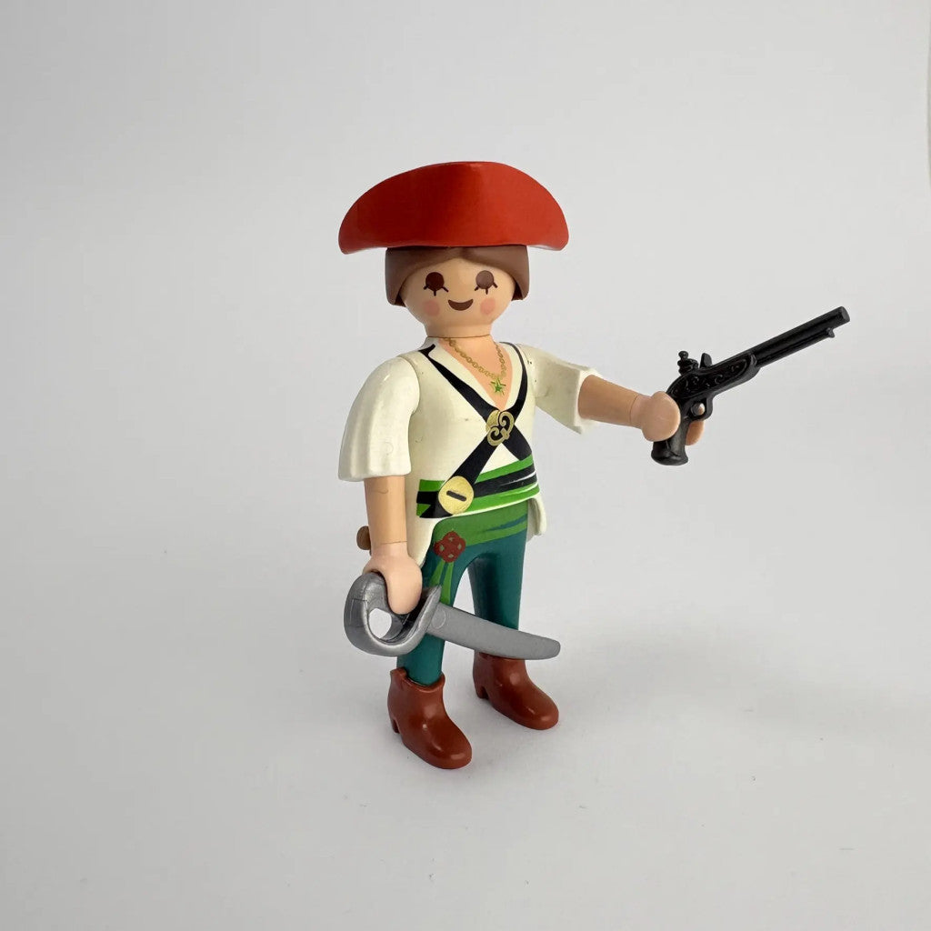 Playmobil kalóz figura piros fejfedővel