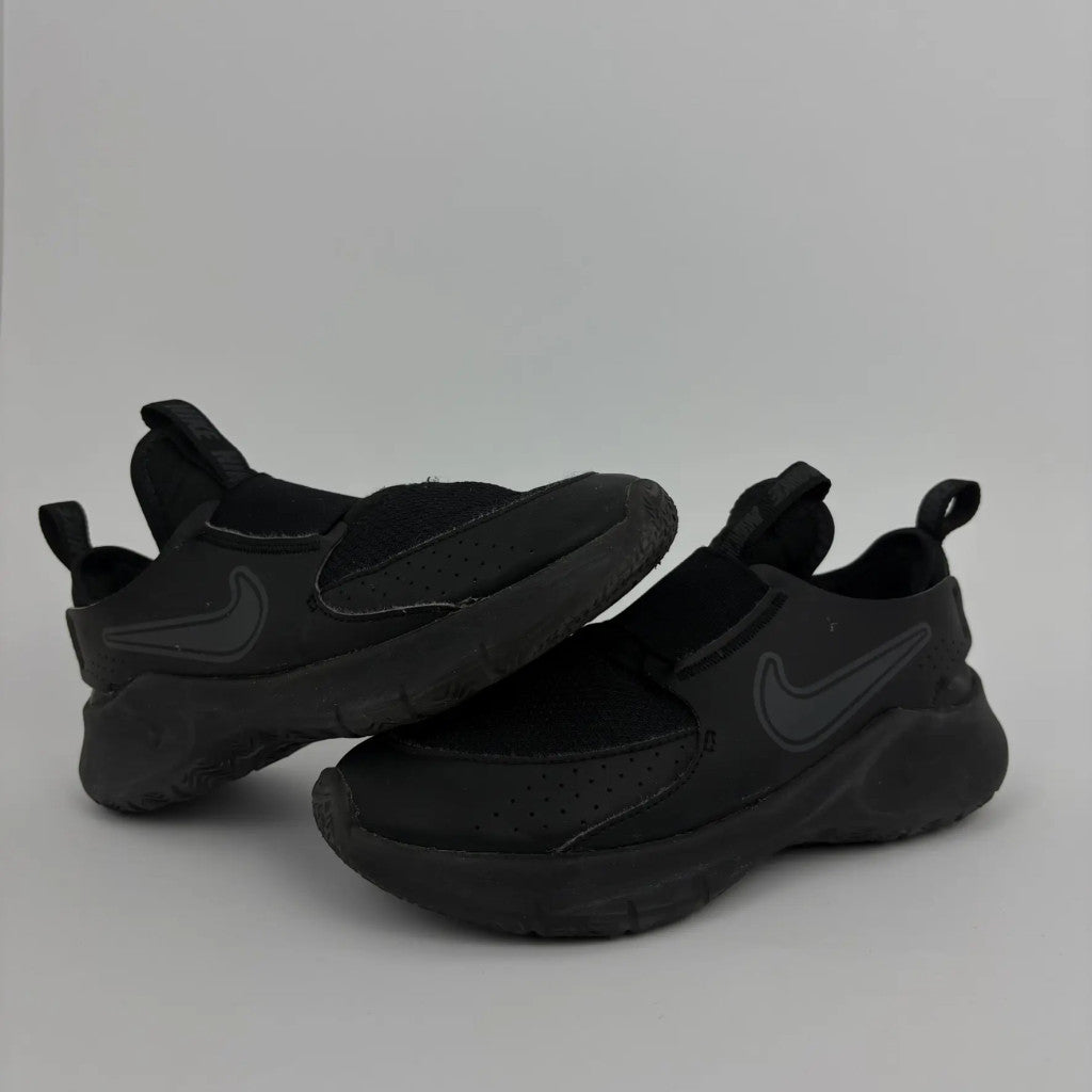 Nike Flex Runner 3 fekete sportcipő 34