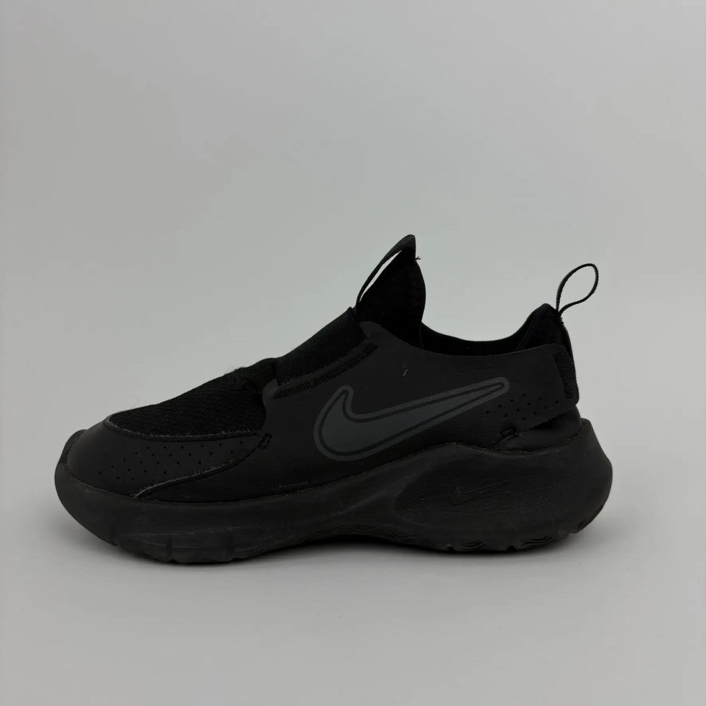 Nike Flex Runner 3 fekete sportcipő 34