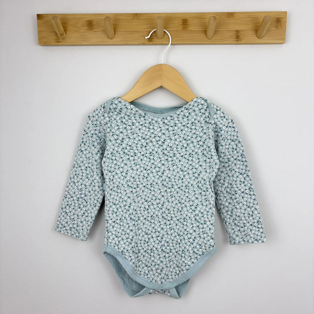 C&A apróvirágos mintás baba body 92 kék – teljes nézet