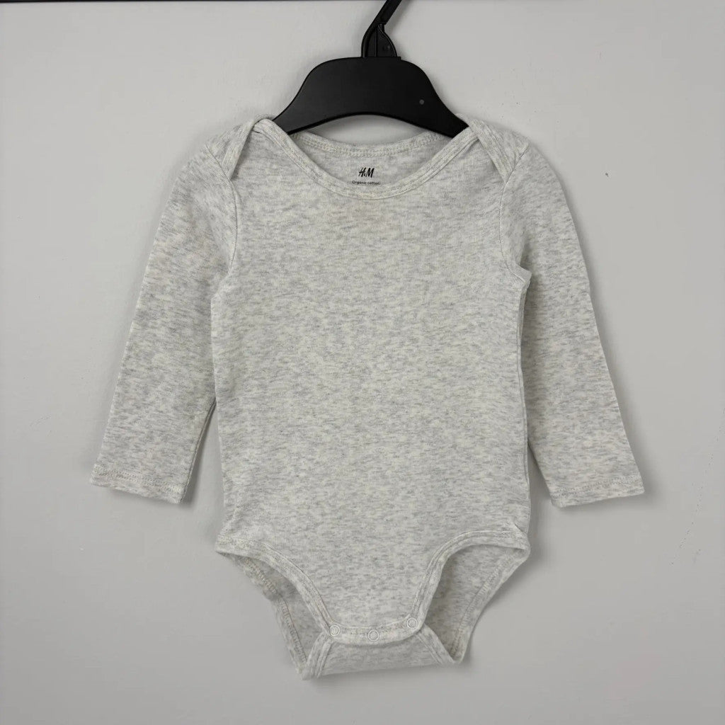 H&M szürke body 74