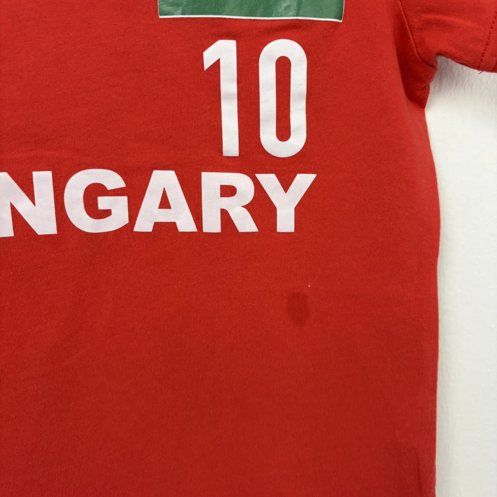 Piros Hungary címeres póló 110