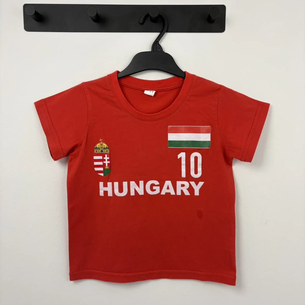 Piros Hungary címeres póló 110