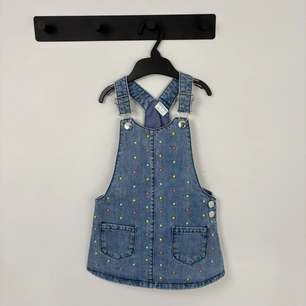 F&F pöttyös kantáros farmerruha 98
