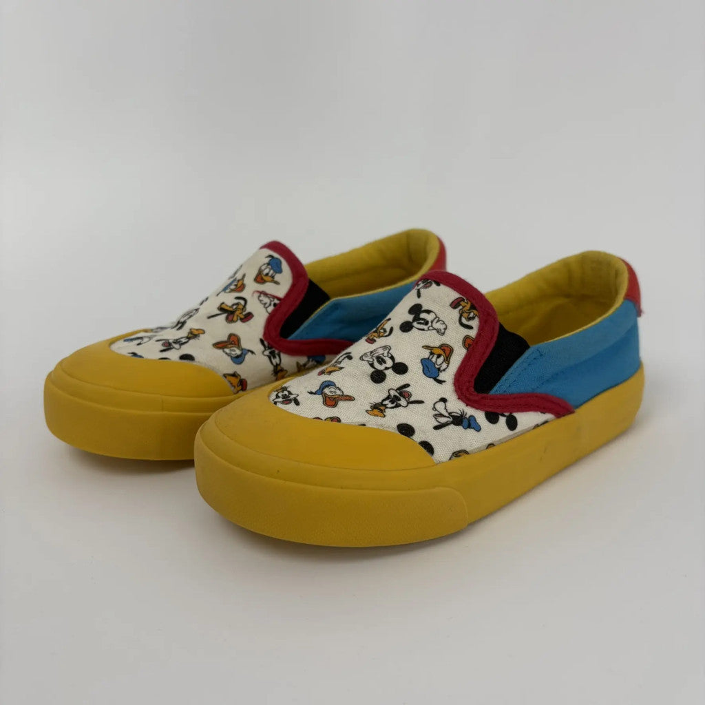 Disney Mickey & Friends slip on 28
