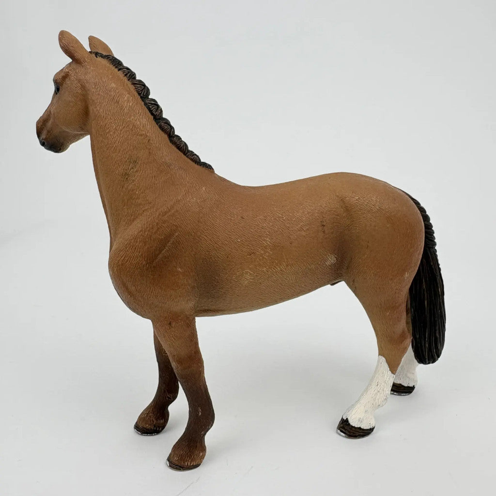 Schleich Horse Club: Holsteini kanca figura (2016)
