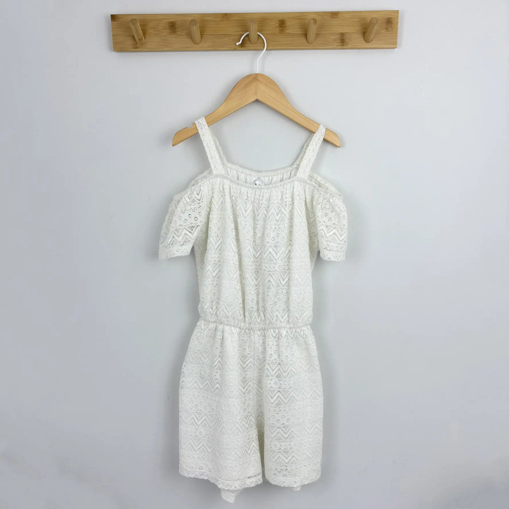 C&A fehér csipkés jumpsuit 134/140
