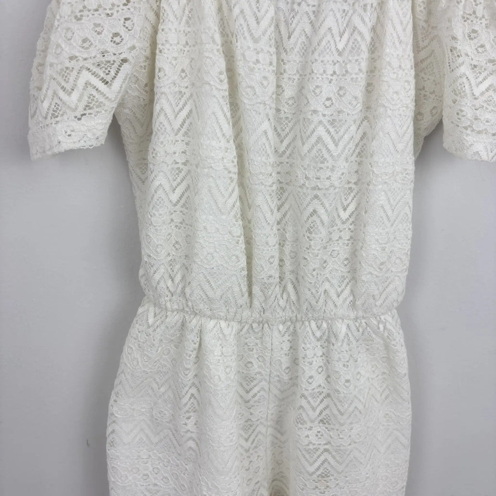 C&A fehér csipkés jumpsuit 134/140