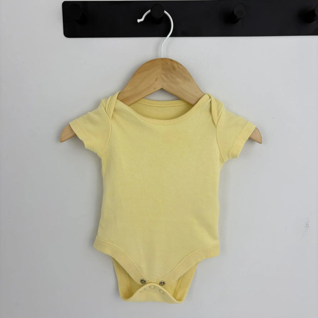 F&F sárga body 62