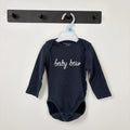 Fox & Bunny sötétkék feliratos body 74