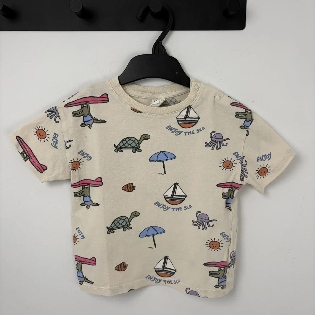H&M bézs mintás póló 92