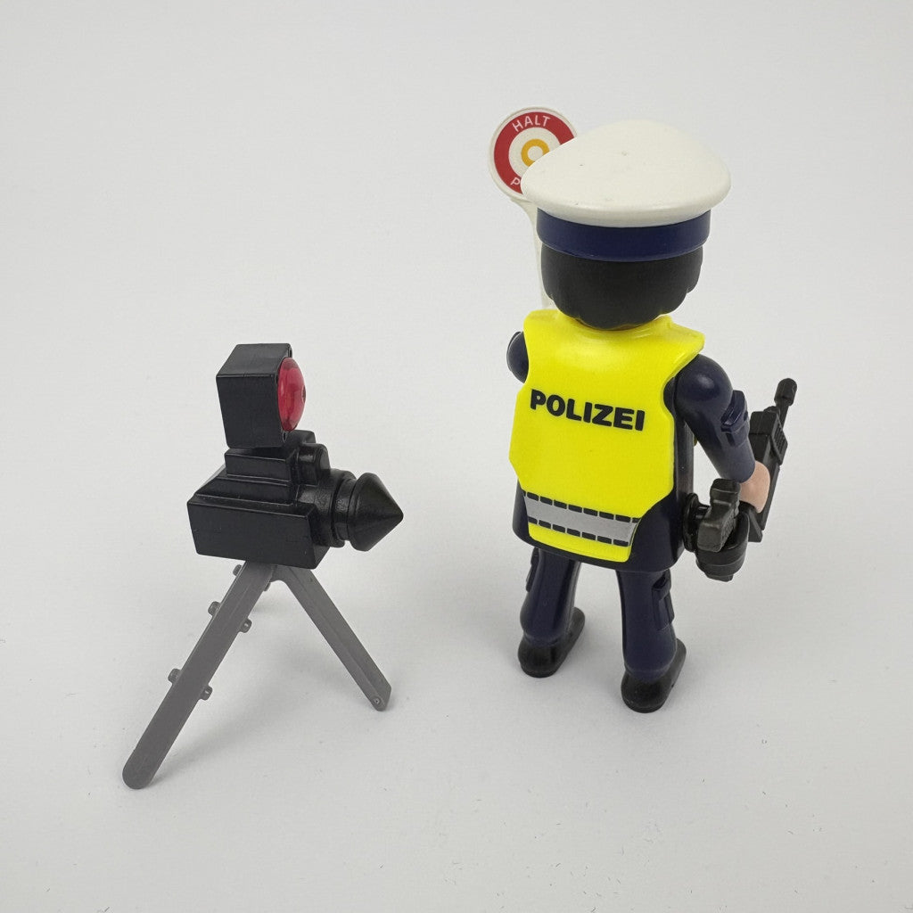 Playmobil Special Plus 70304 Rendőr sebességmérővel
