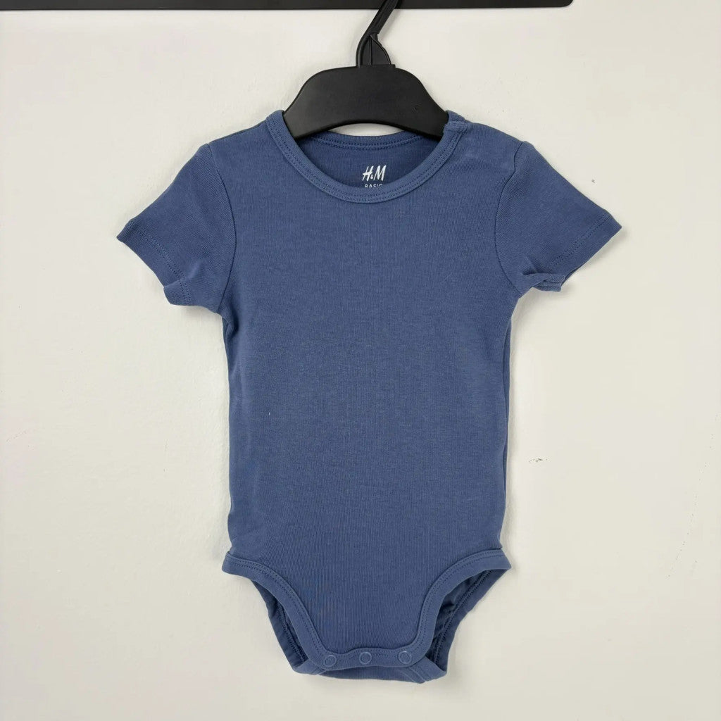 H&M sötétkék rövid ujjú body 68