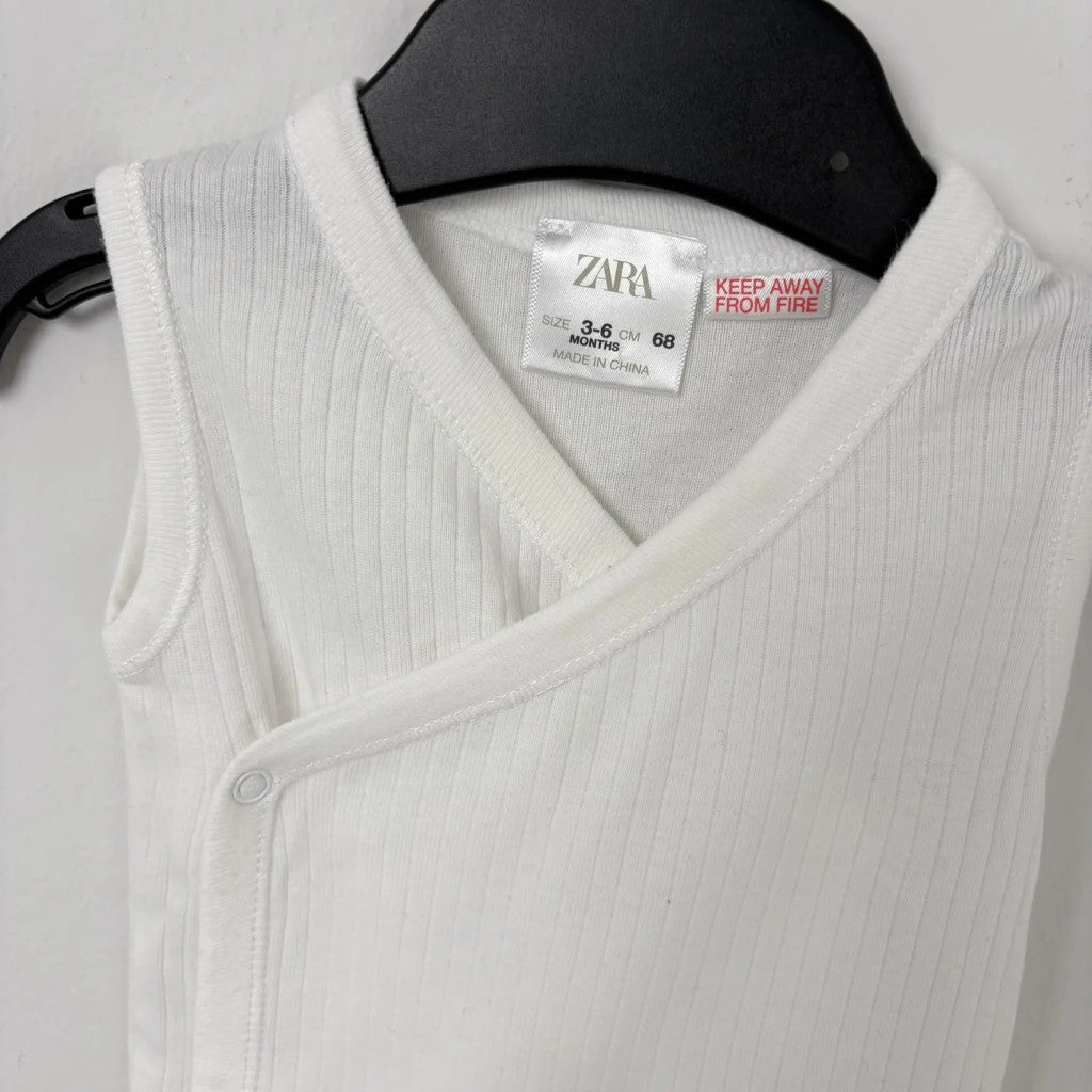 Zara fehér ujjatlan body 68