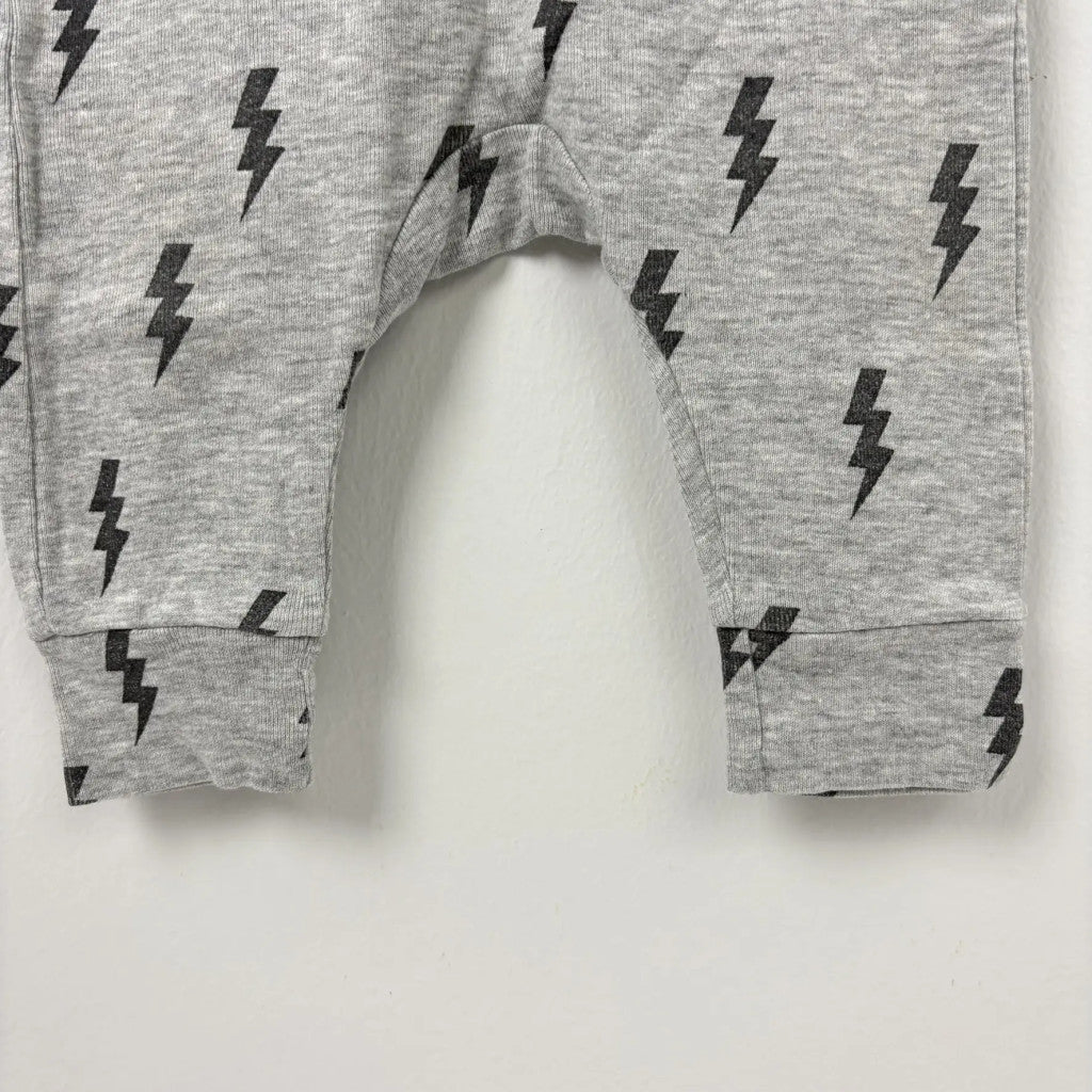H&M AC/DC-s pocaknadrág nyálkendővel 62