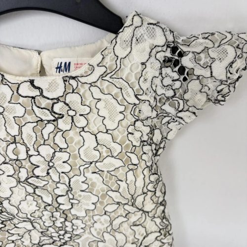 H&M virágos csipkemintás ruha 110