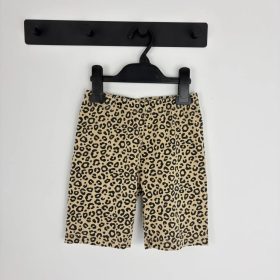 YFK párducmintás rövidnadrág 134-140