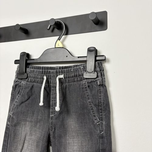 H&M Szürke fiú jogger farmer (104)